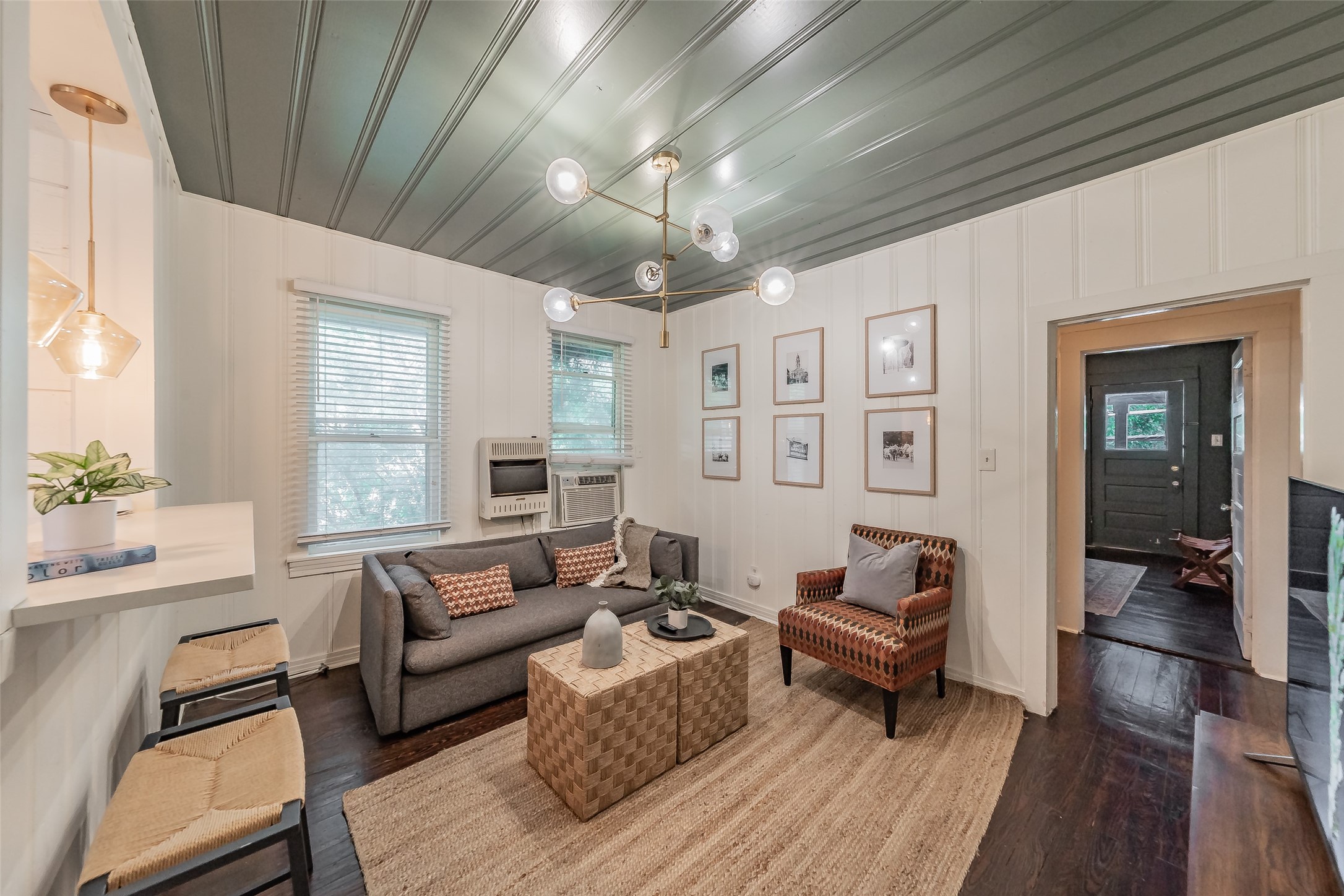 1409 W Allen Avenue Fort Worth TX 76110