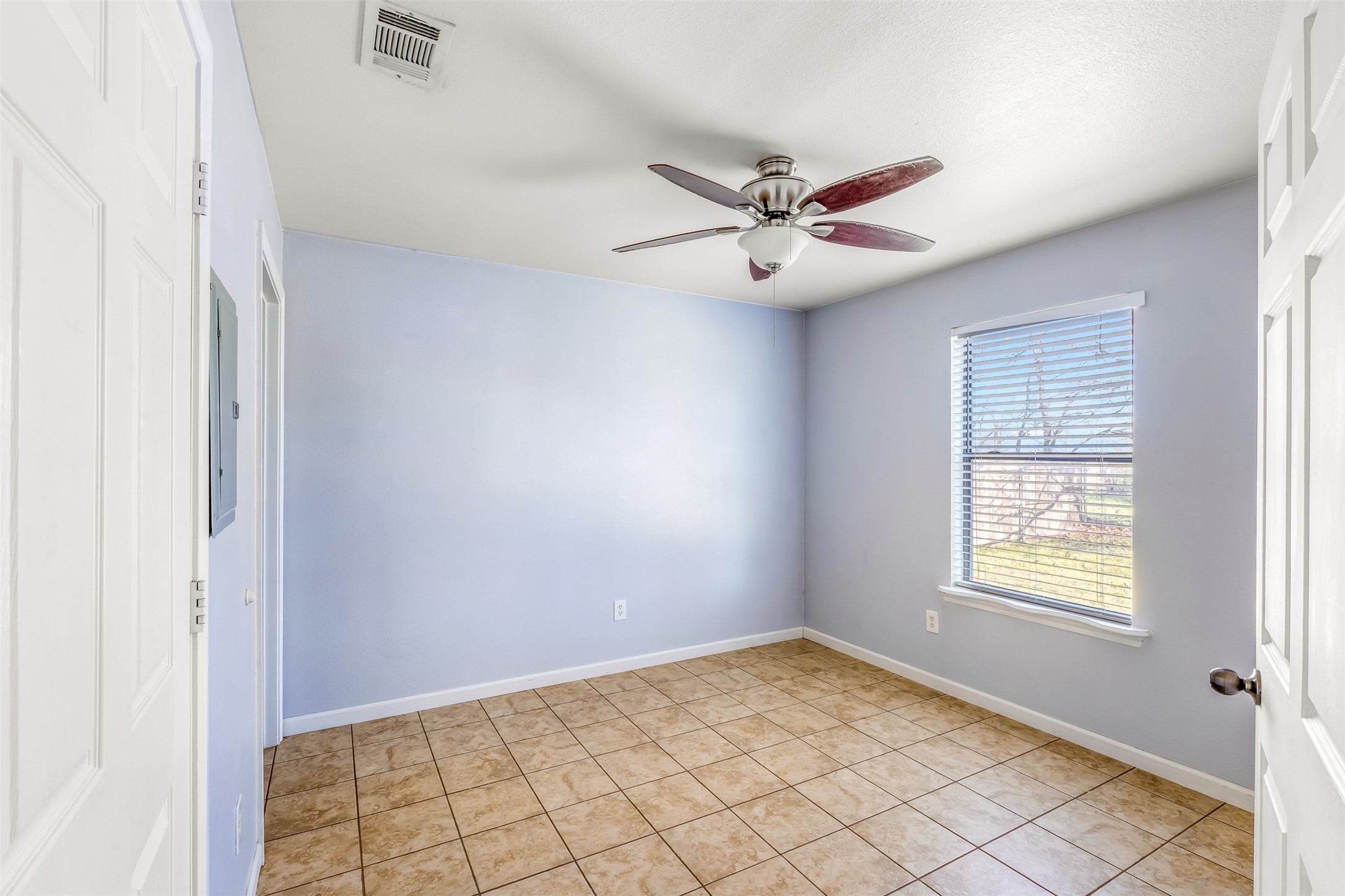 892 W Vanderbilt Stephenville TX 76401