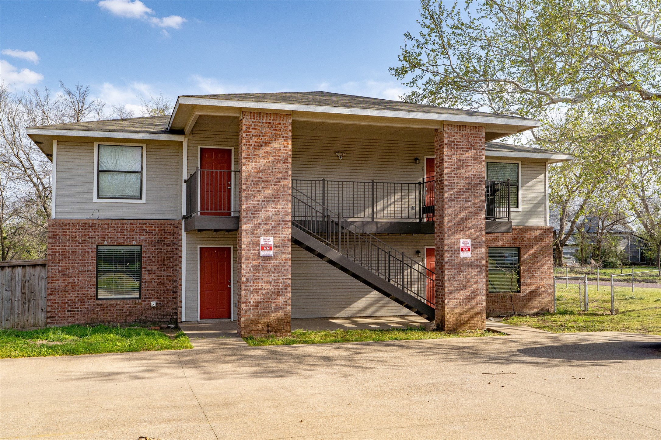 892 W Vanderbilt Stephenville TX 76401