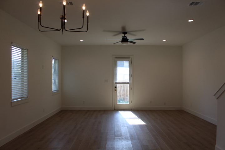 1628 E Davis Avenue Fort Worth TX 76104