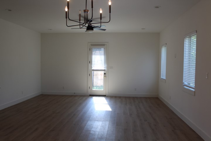 1628 E Davis Avenue Fort Worth TX 76104