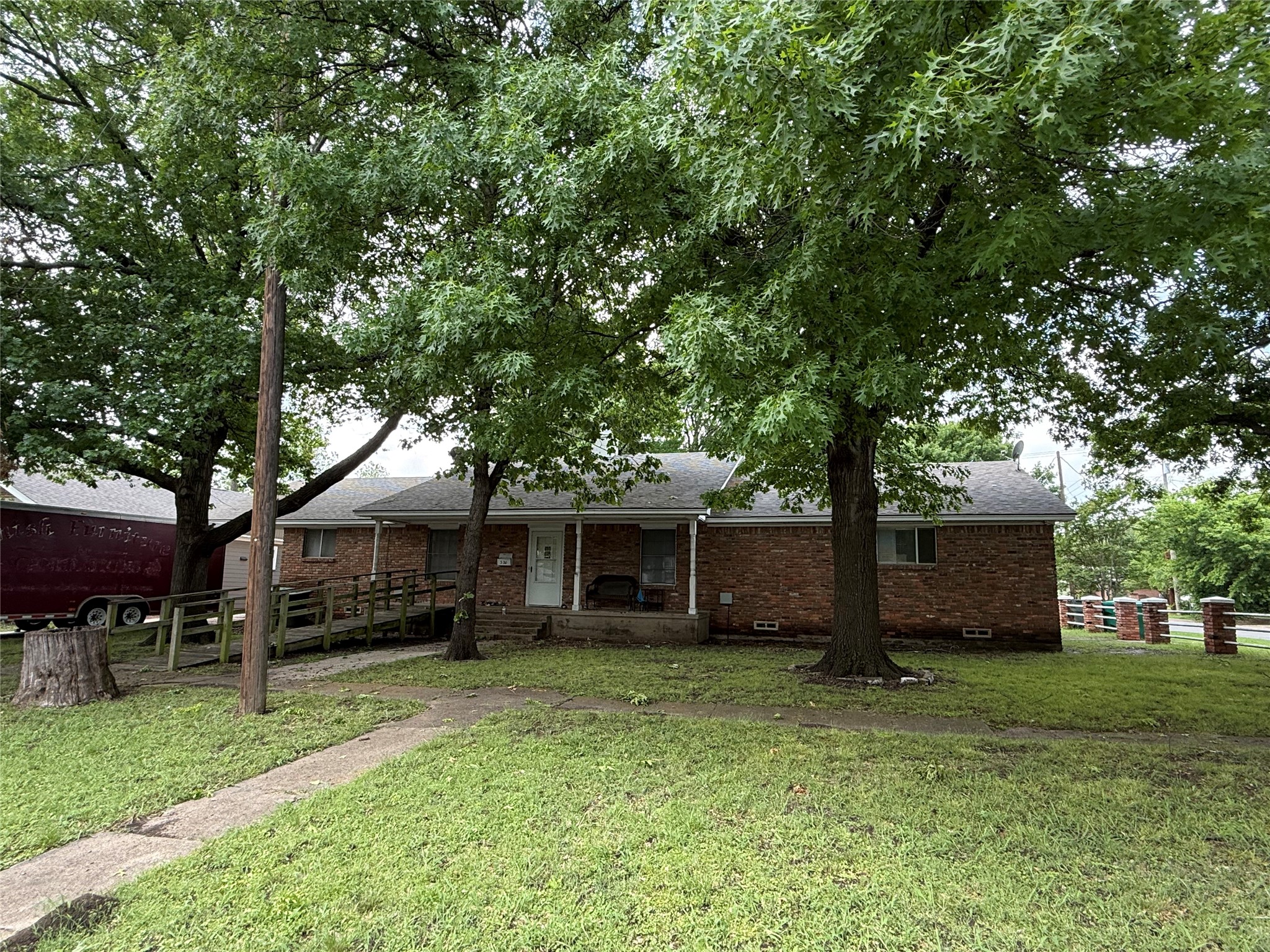 320 N Cleveland Avenue Sherman TX 75090