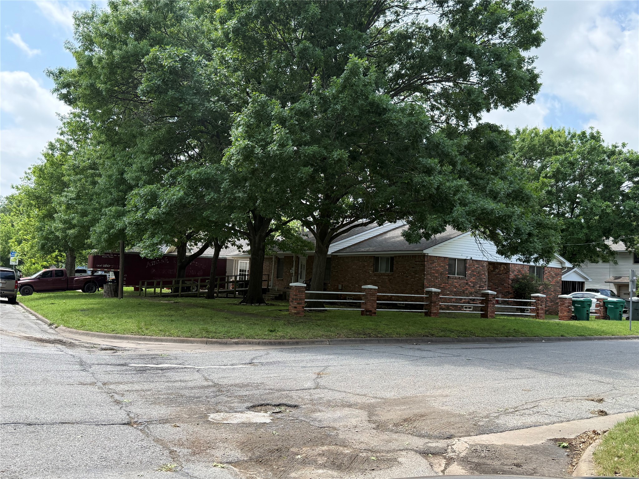 320 N Cleveland Avenue Sherman TX 75090