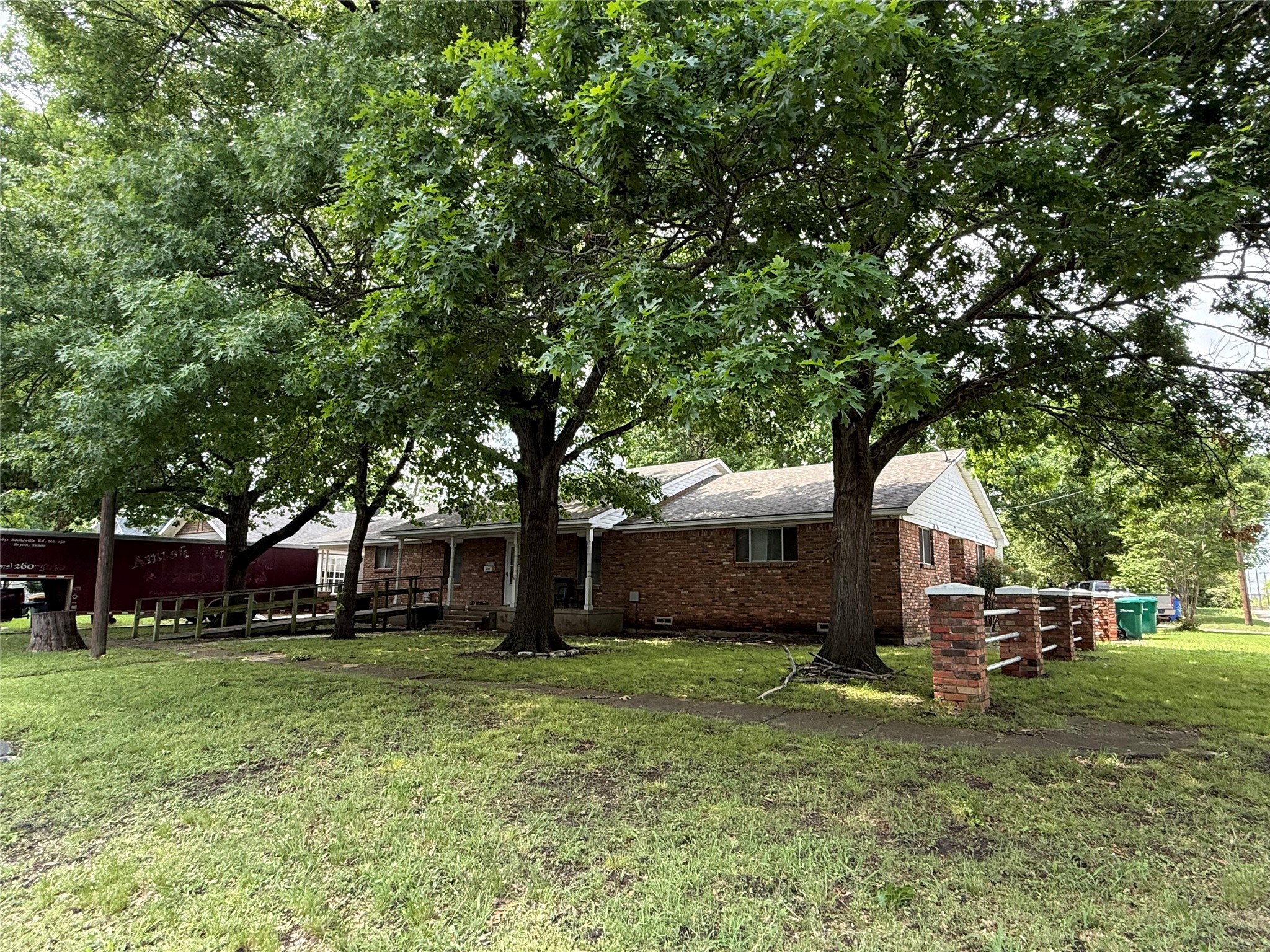 320 N Cleveland Avenue Sherman TX 75090