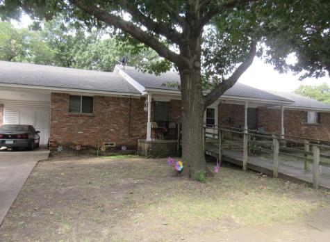 320 N Cleveland Avenue Sherman TX 75090