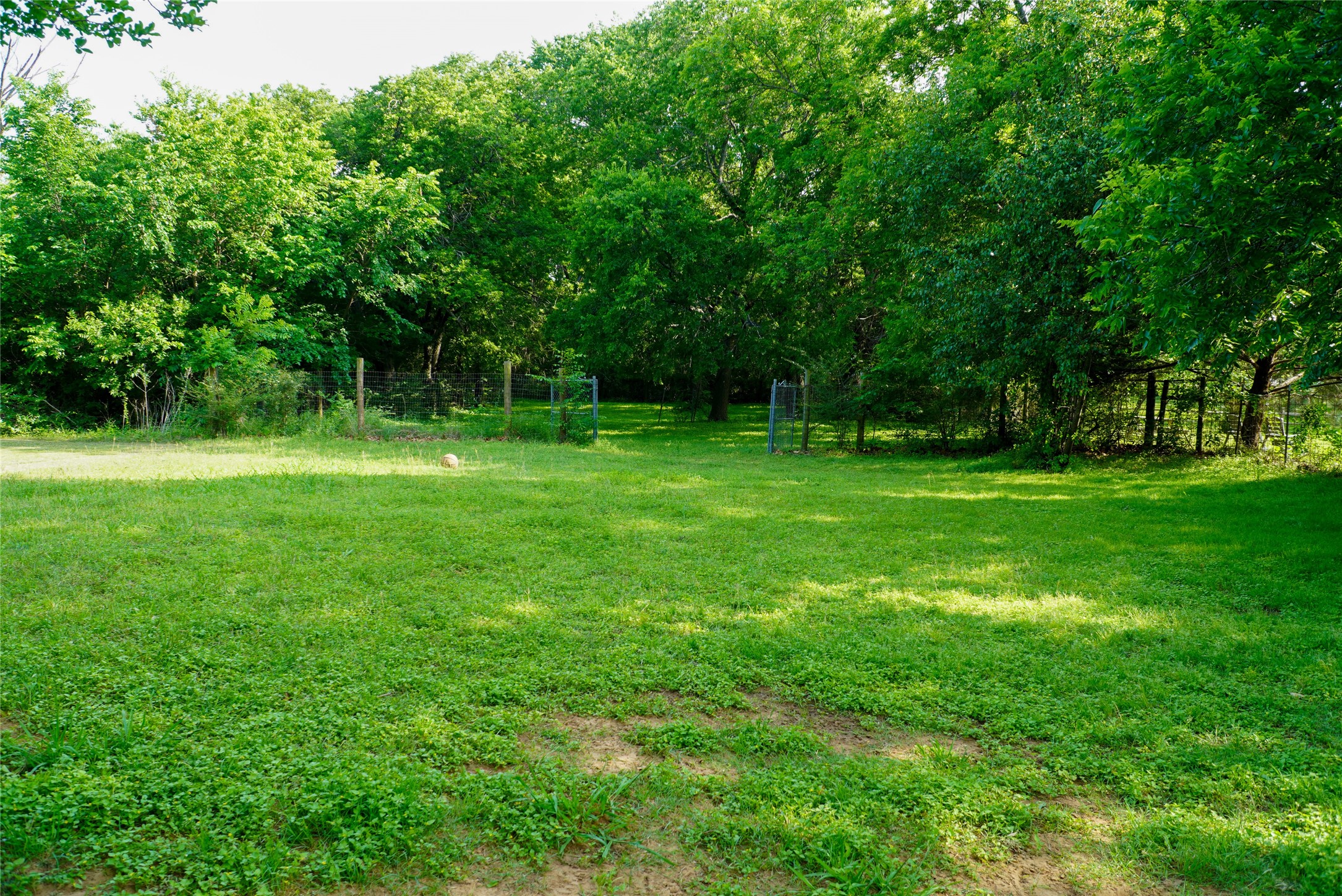 109 E 4th Street Keene TX 76059
