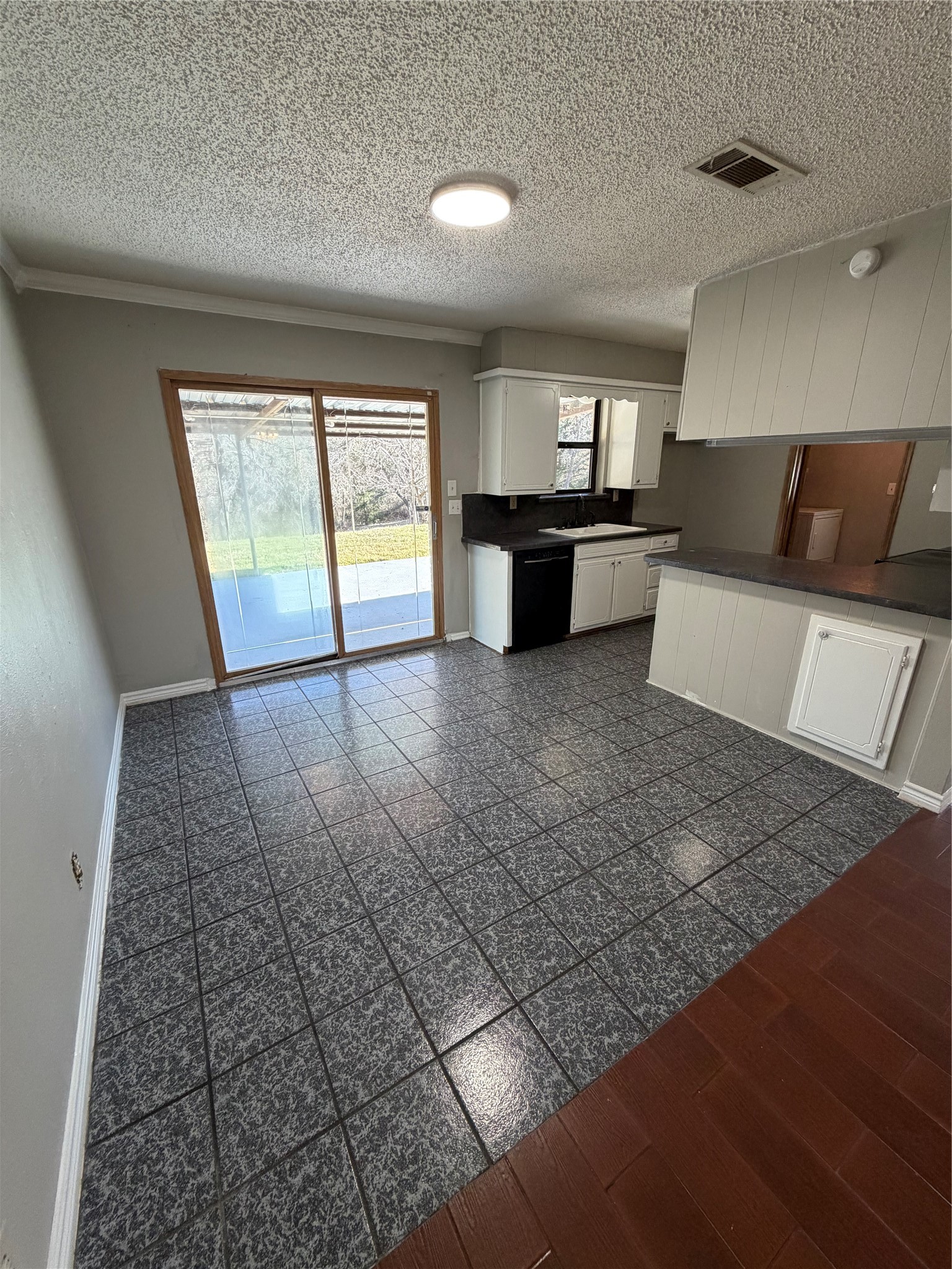 813 County Road 3680 Paradise TX 76073