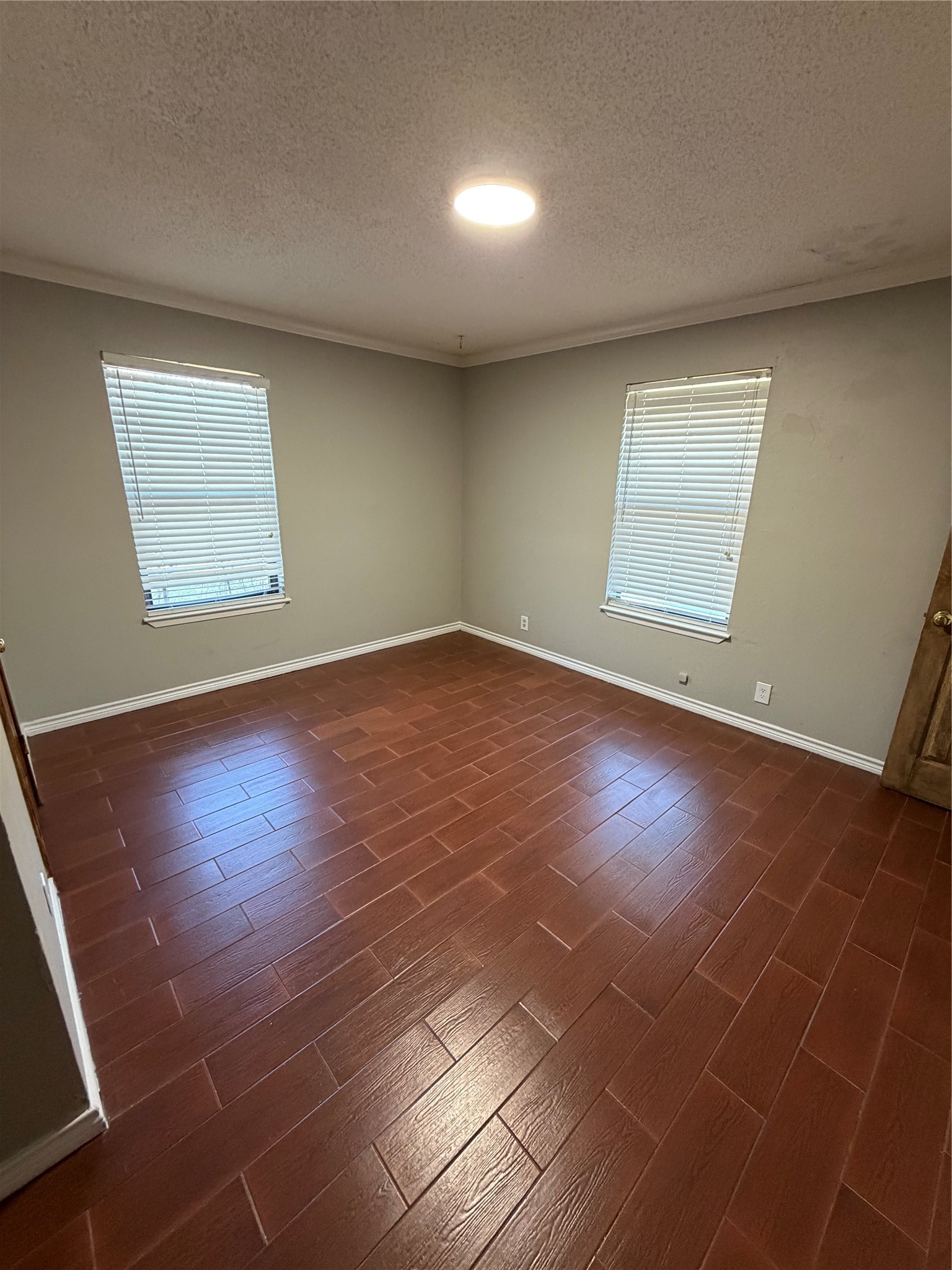813 County Road 3680 Paradise TX 76073