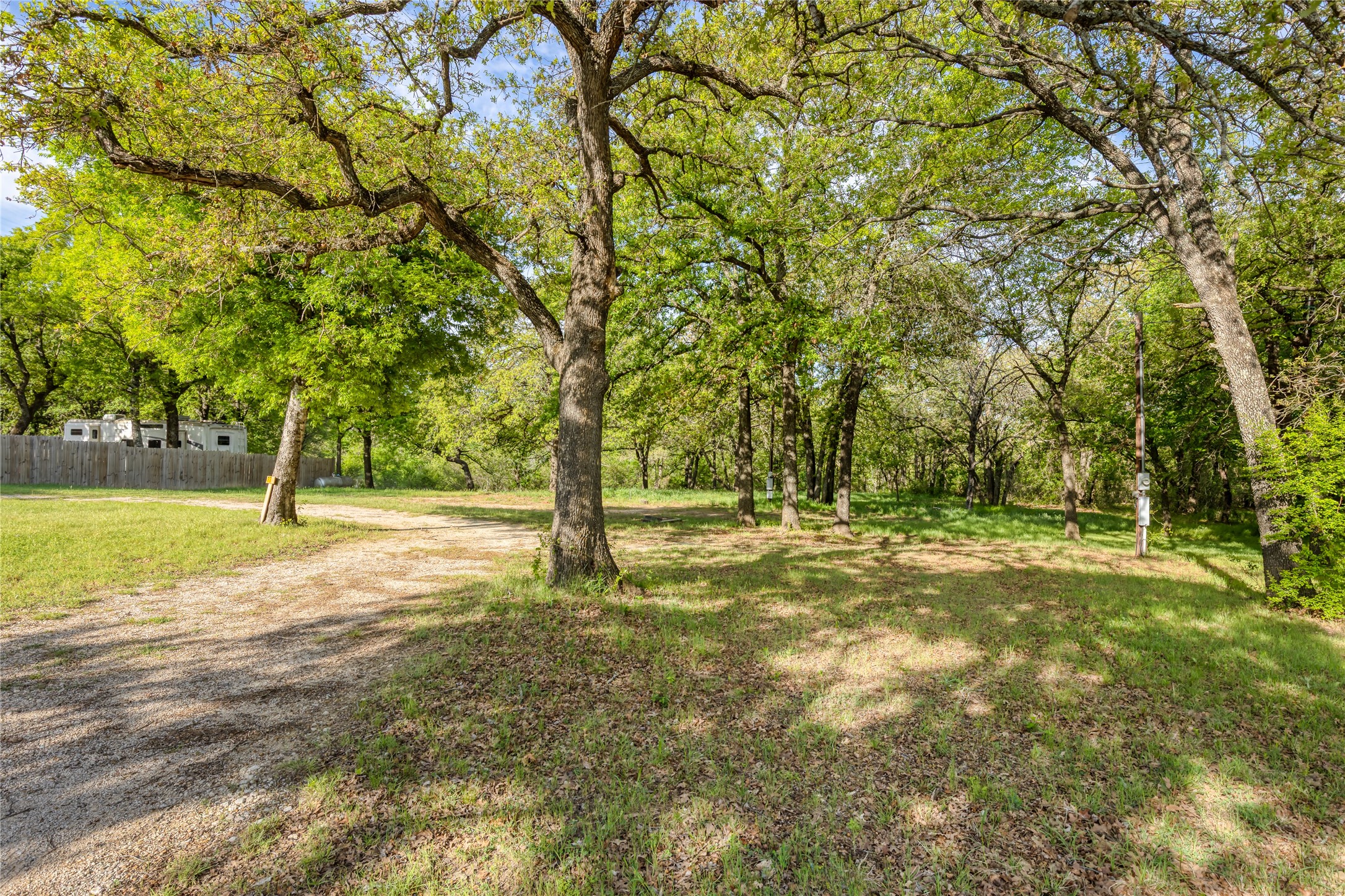 813 County Road 3680 Paradise TX 76073
