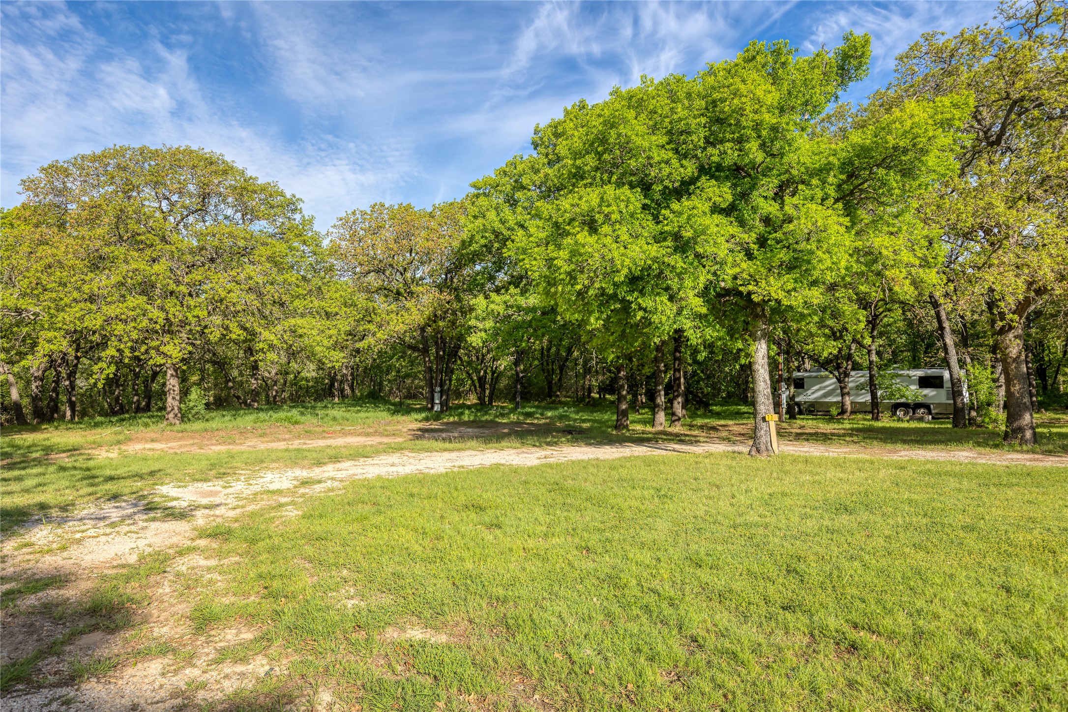 813 County Road 3680 Paradise TX 76073