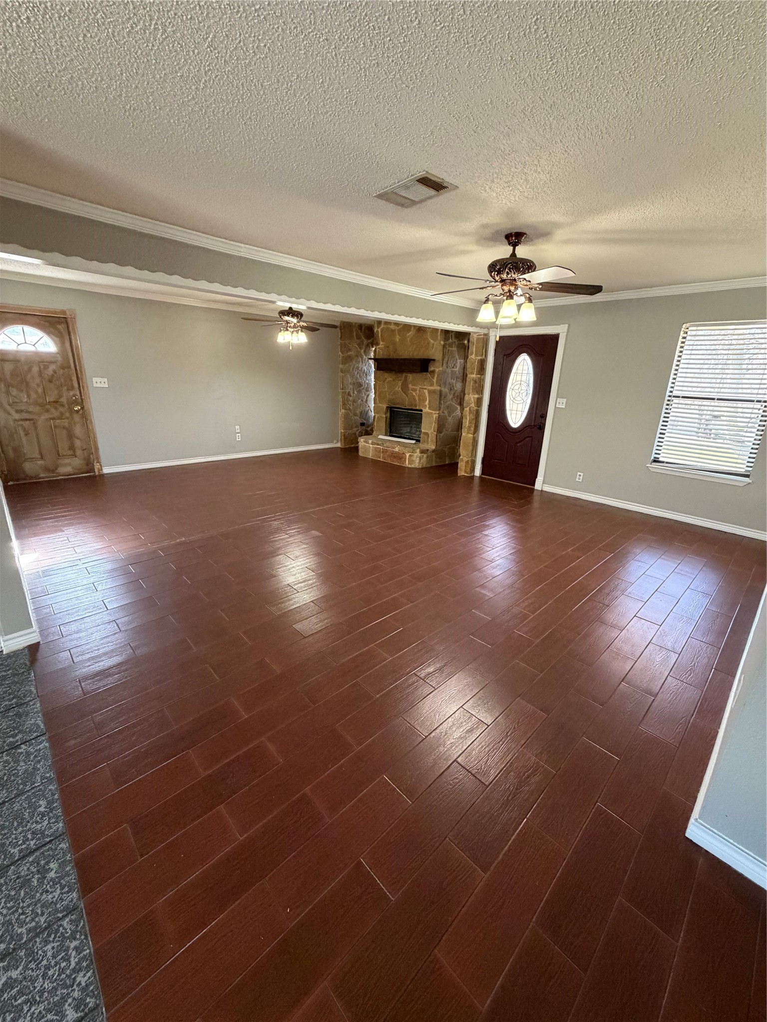813 County Road 3680 Paradise TX 76073