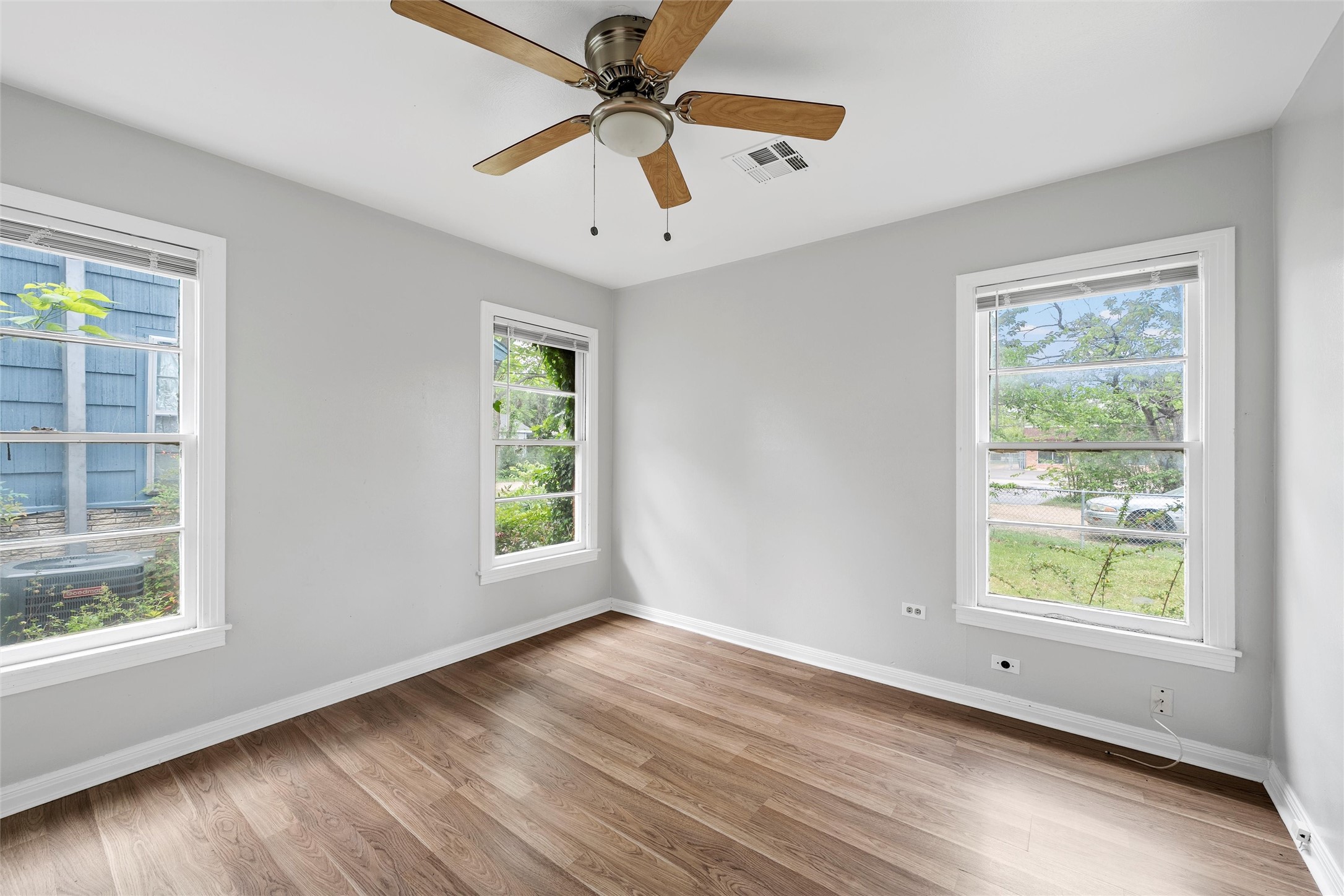 3717 Parkwood Street Waco TX 76710