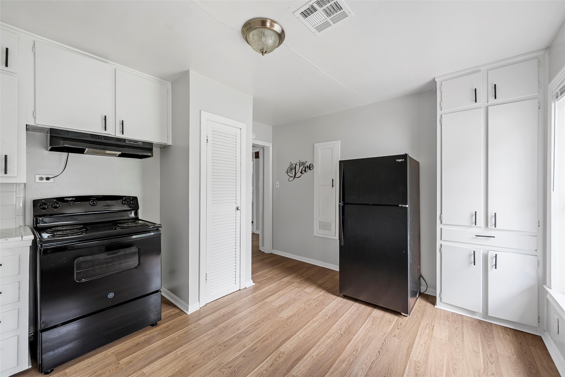 3717 Parkwood Street Waco TX 76710