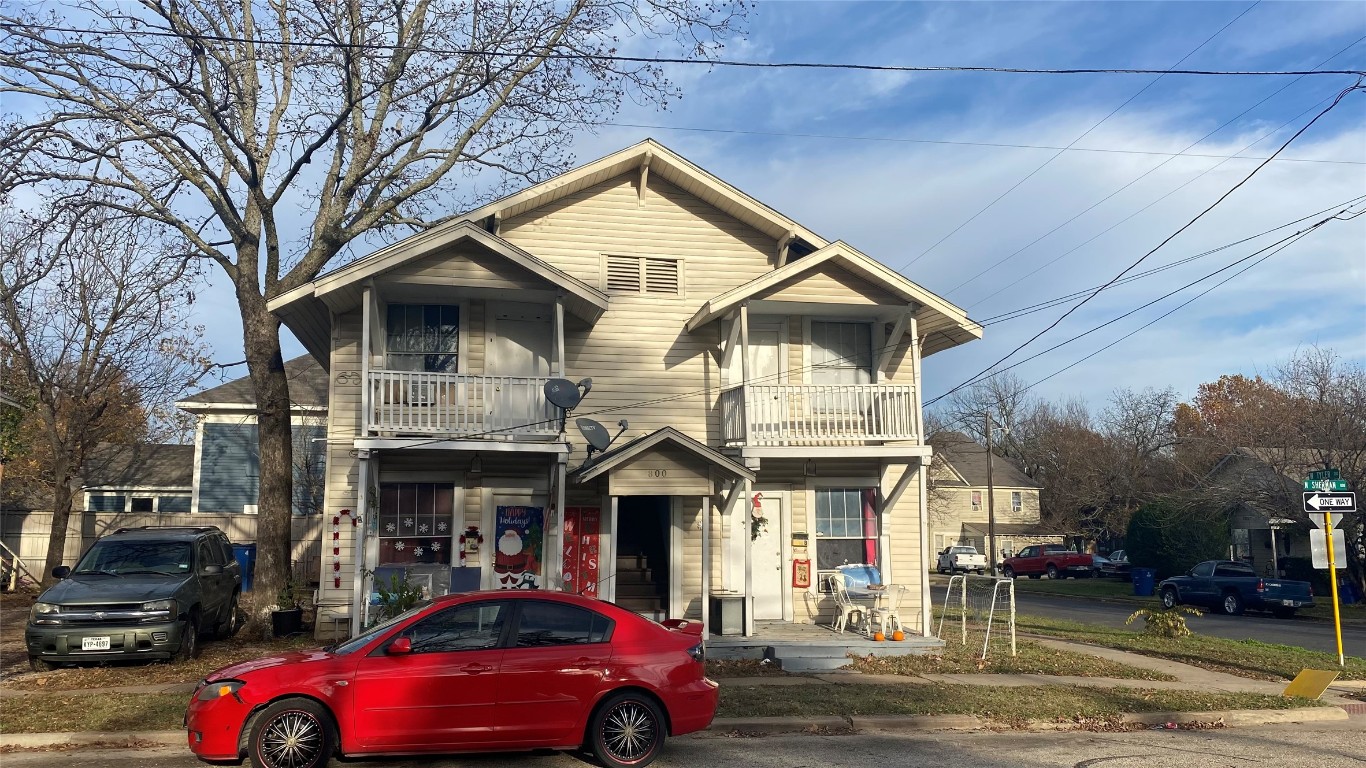 800 N Sherman Street Ennis TX 75119