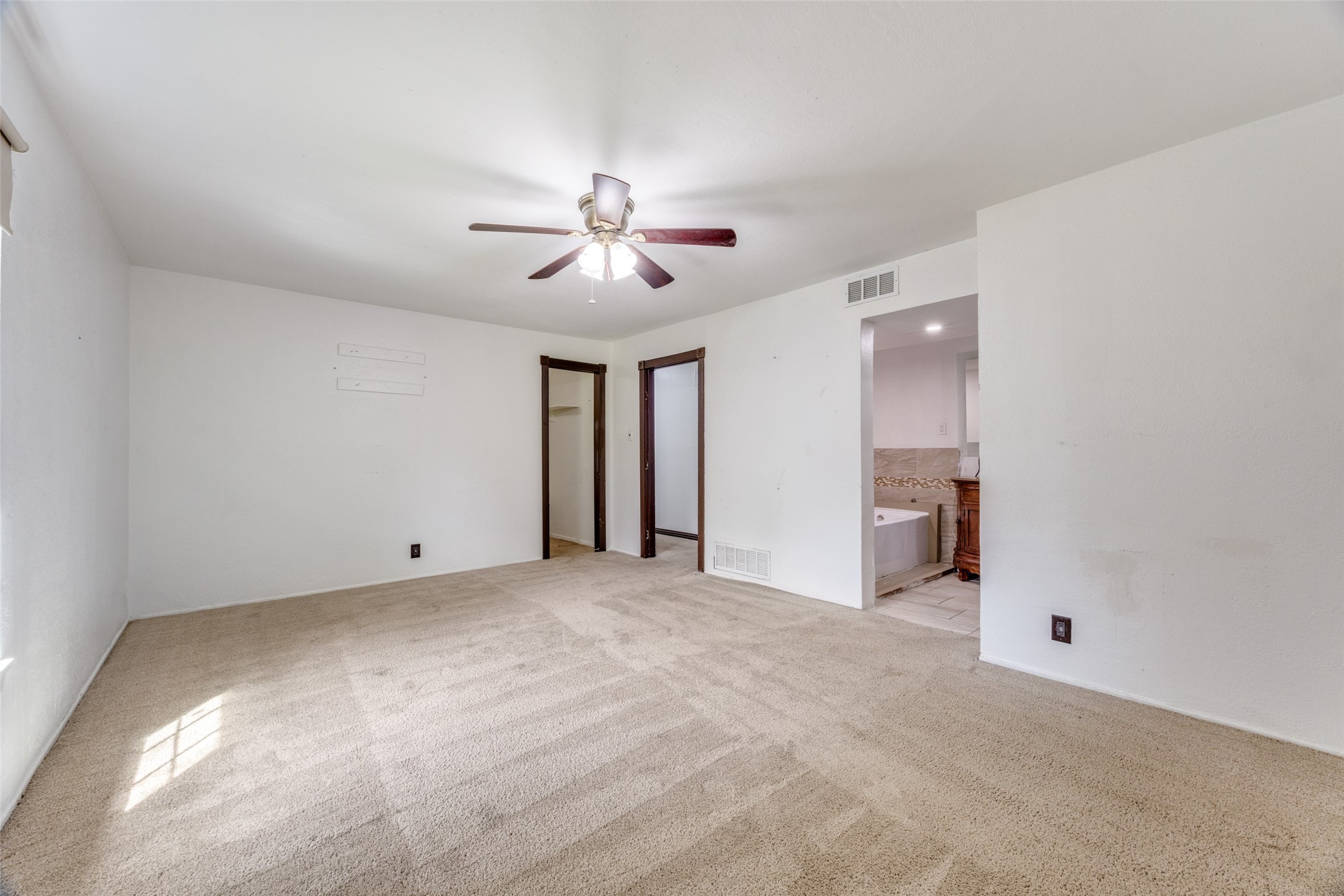 17 Macarthur Drive Denison TX 75020
