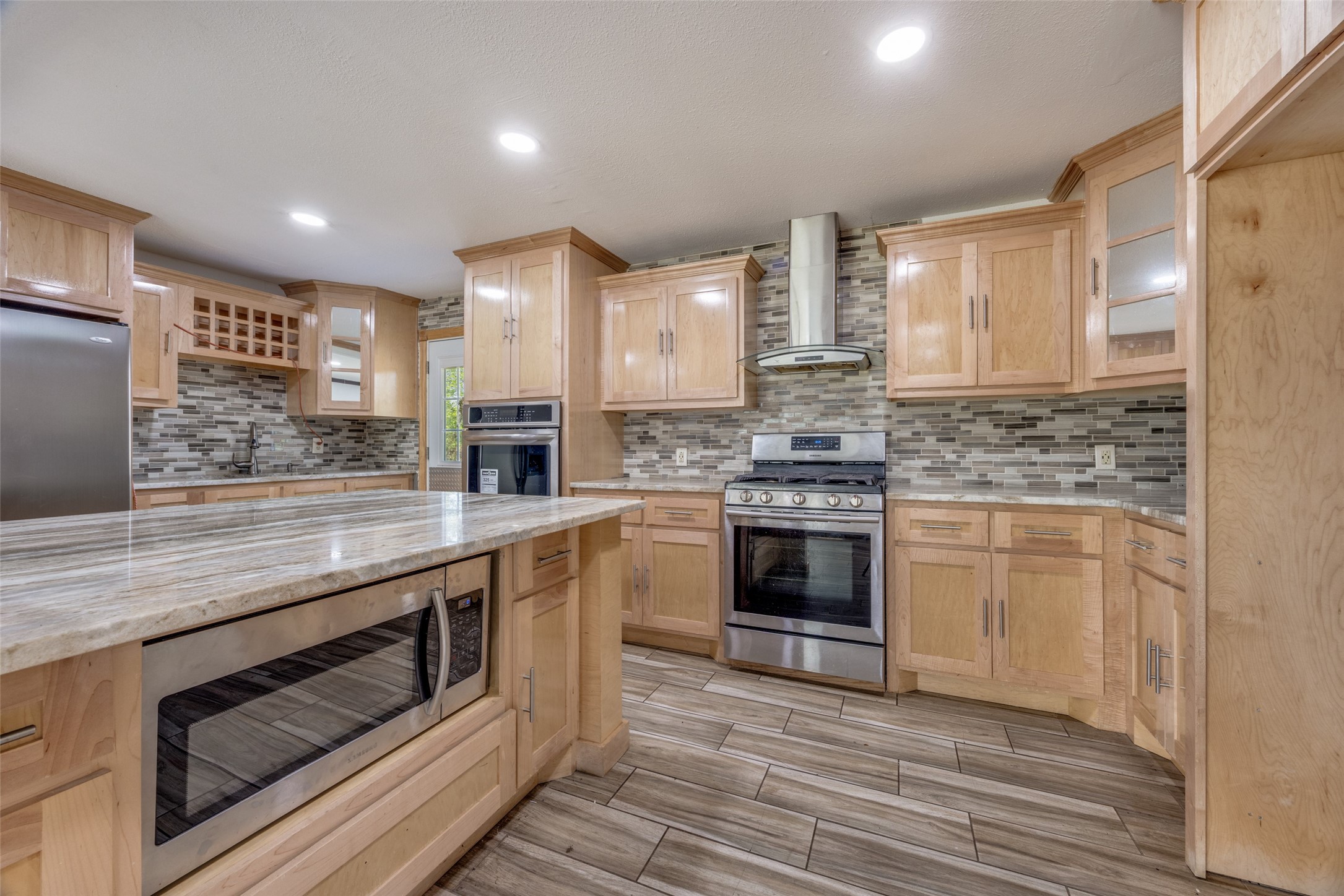 17 Macarthur Drive Denison TX 75020