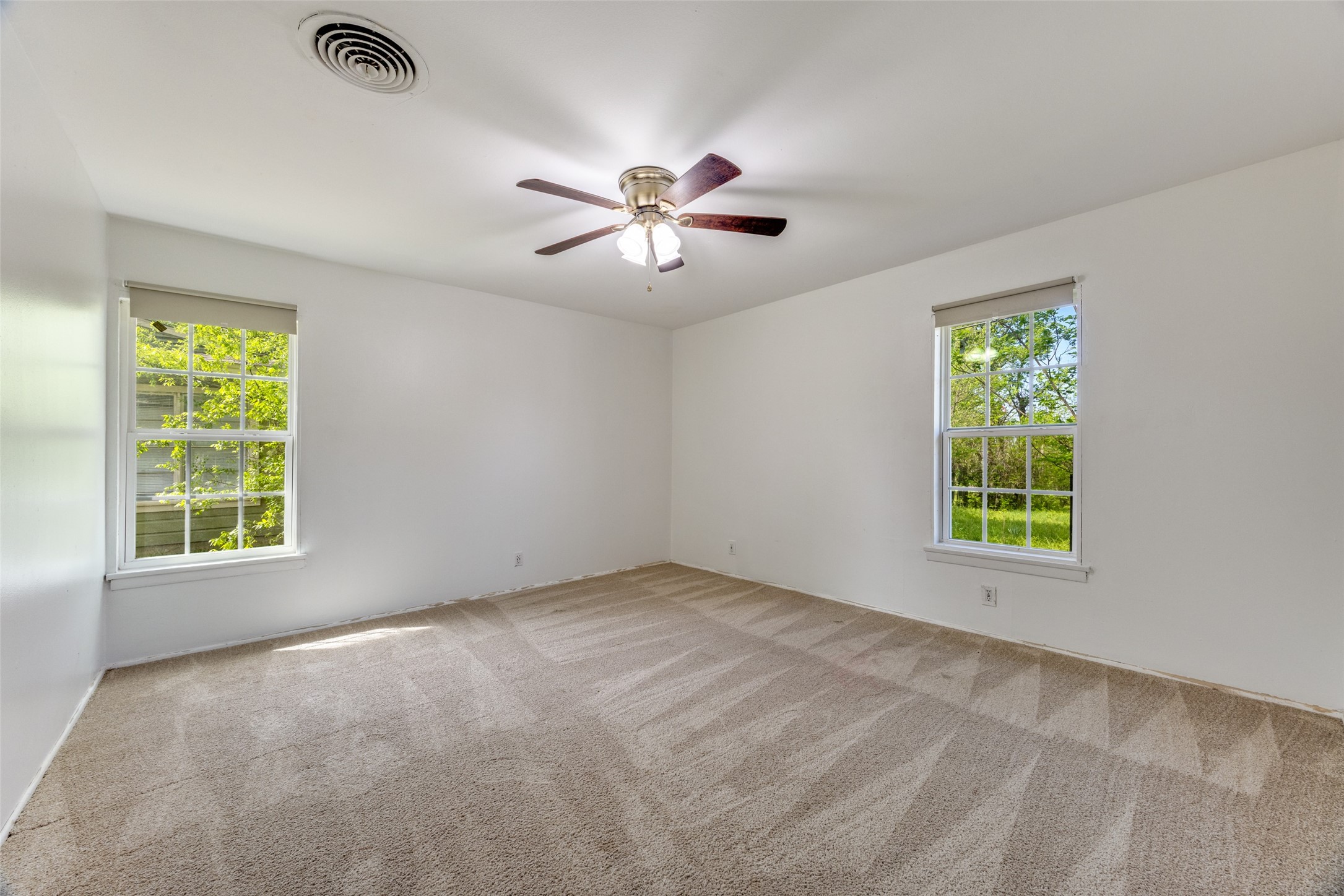 17 Macarthur Drive Denison TX 75020