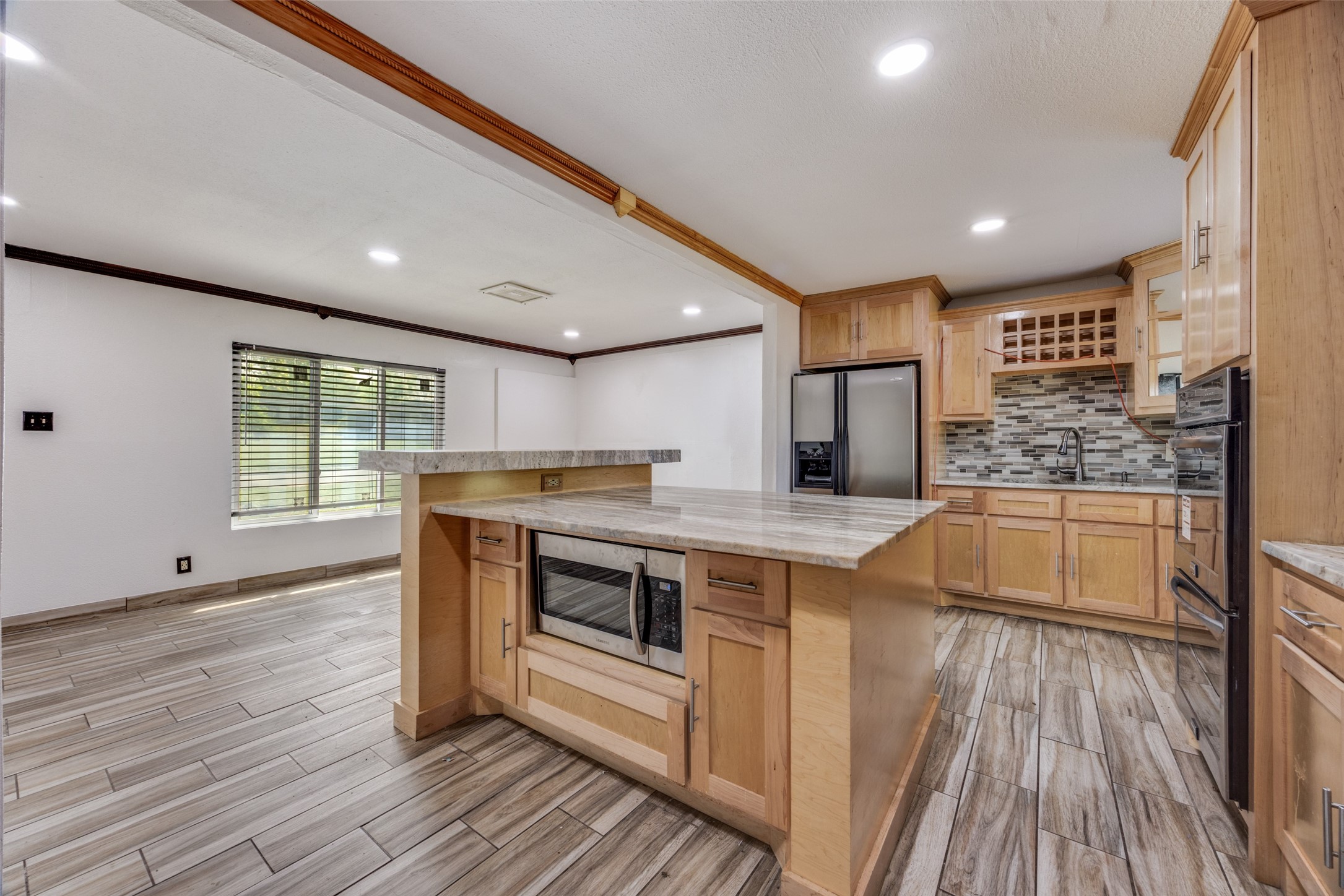 17 Macarthur Drive Denison TX 75020