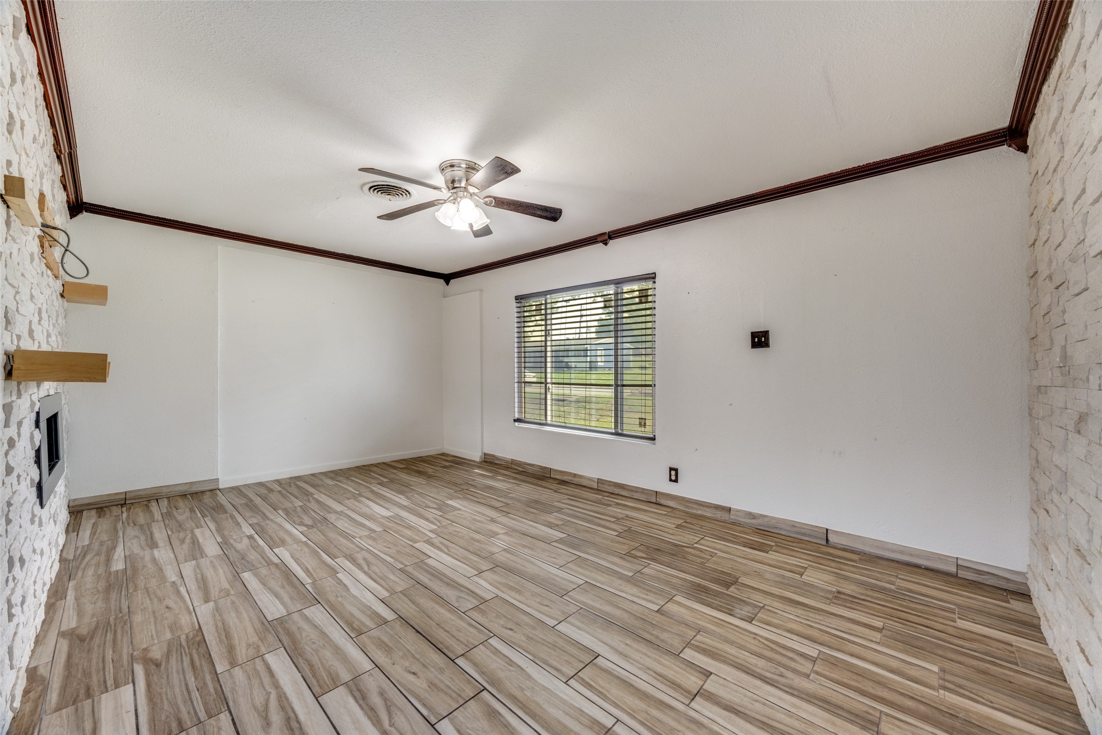 17 Macarthur Drive Denison TX 75020