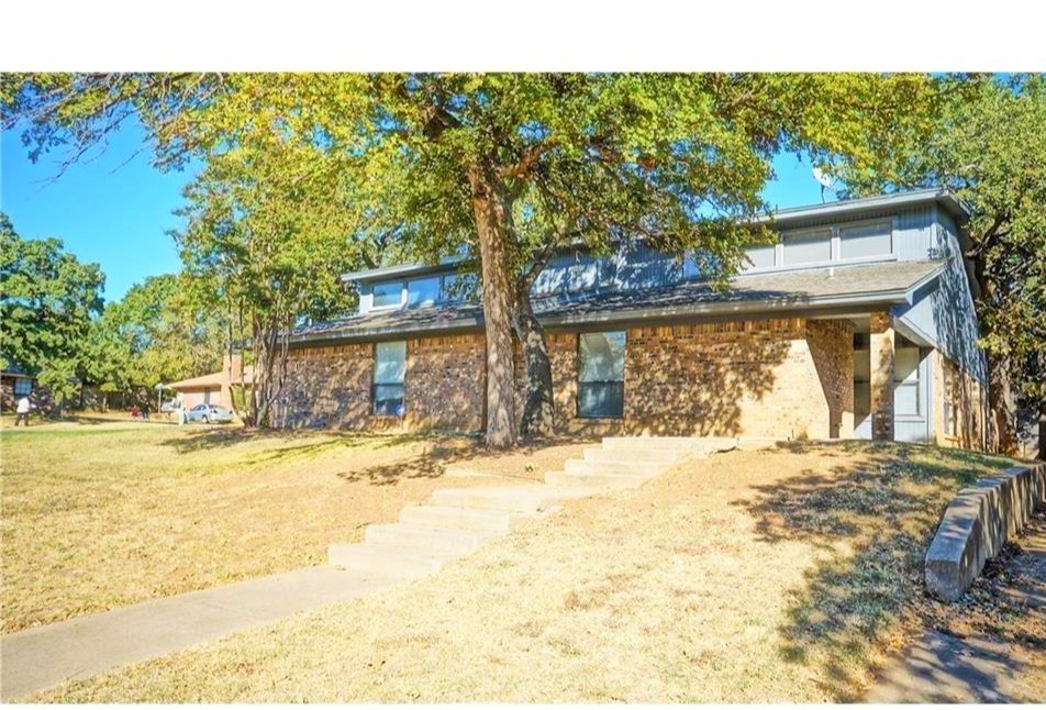 7520 Windhaven Road North Richland Hills TX 76182