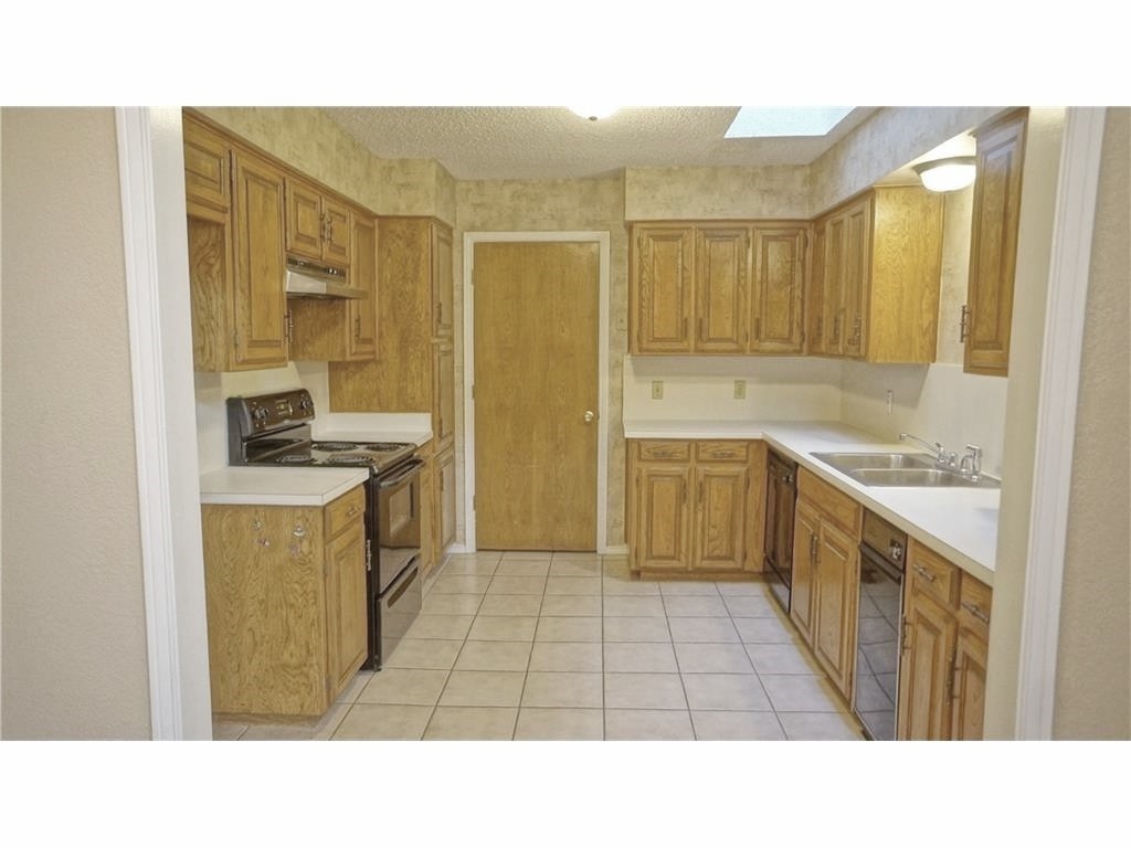 7520 Windhaven Road North Richland Hills TX 76182
