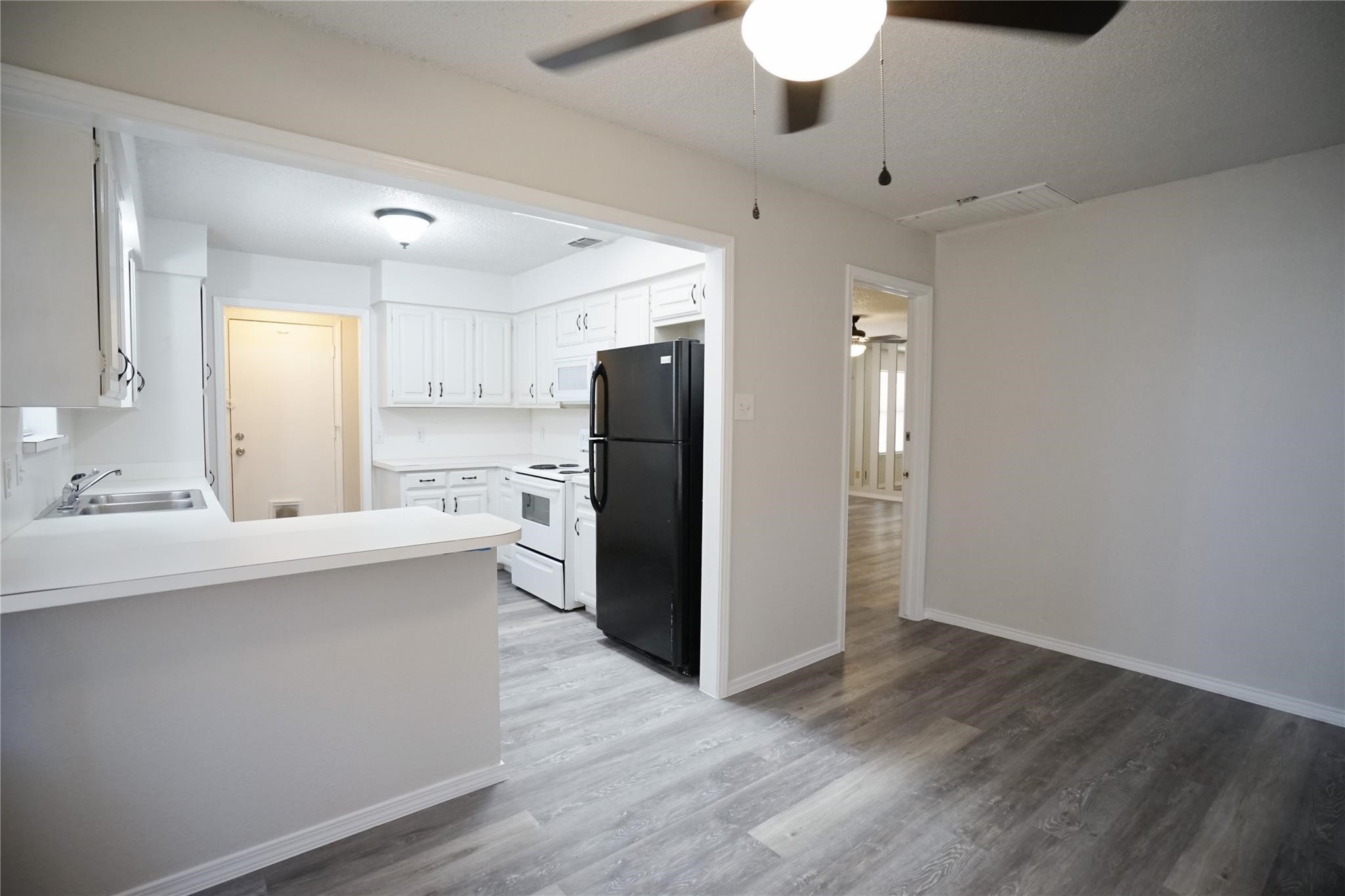 7520 Windhaven Road North Richland Hills TX 76182