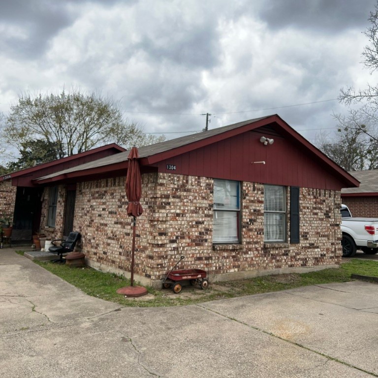 1304 E Fogg Street Fort Worth TX 76115