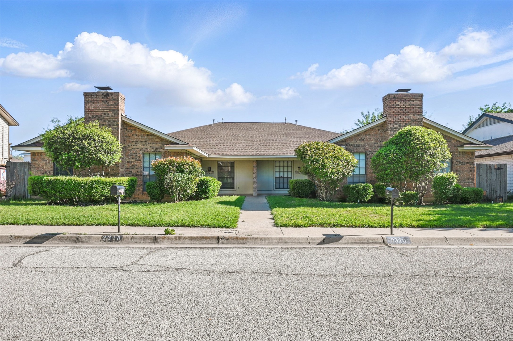 2318 Garden Park Court Arlington TX 76013