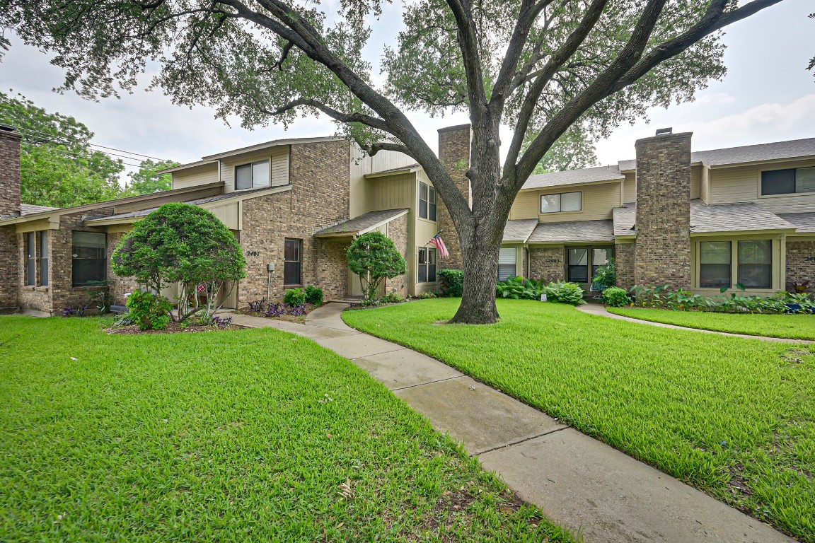 2400 Embassy Court Arlington TX 76013