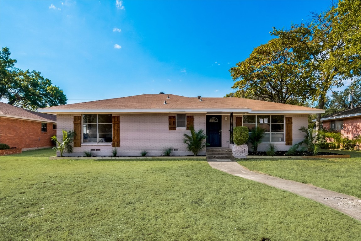 1120 Sunny Glen Drive Dallas TX 75232