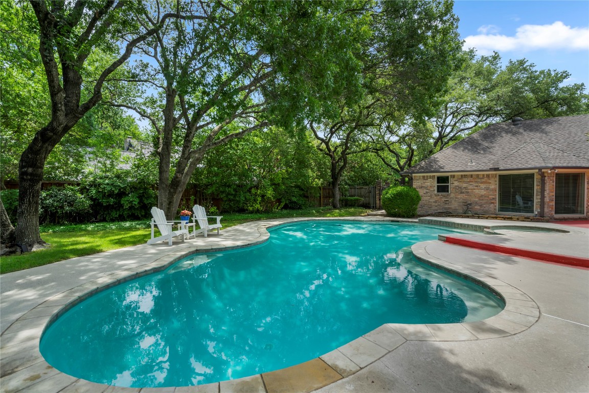 6230 Emeraldwood Place Dallas TX 75254