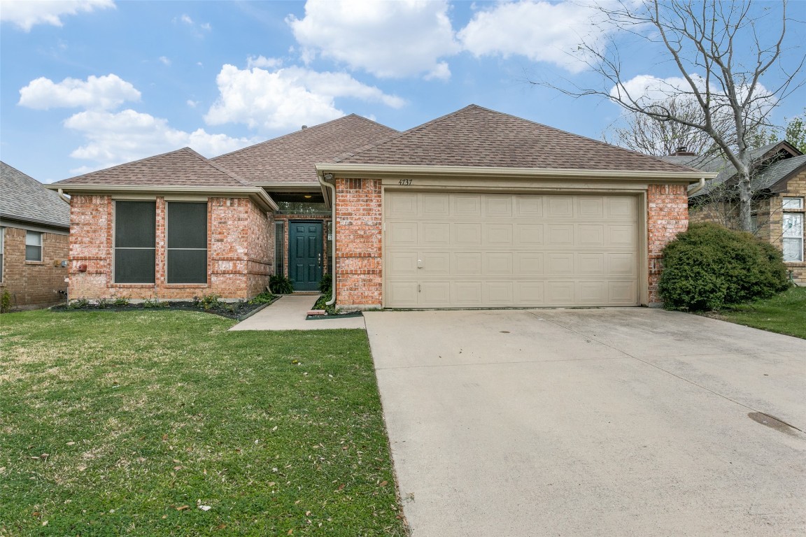 4737 Baytree Drive Fort Worth TX 76137