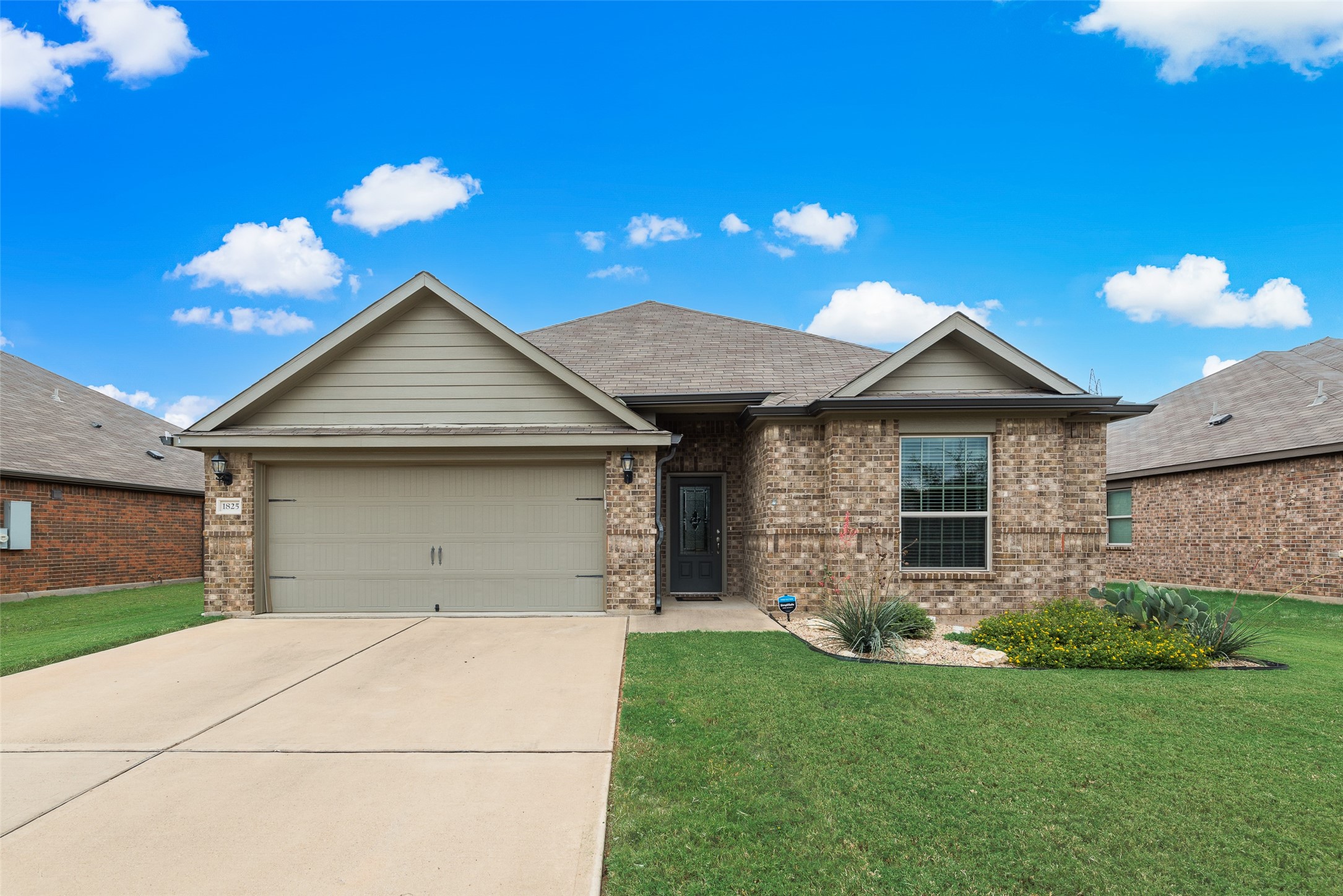 1825 Golden Gate Drive Crowley TX 76036