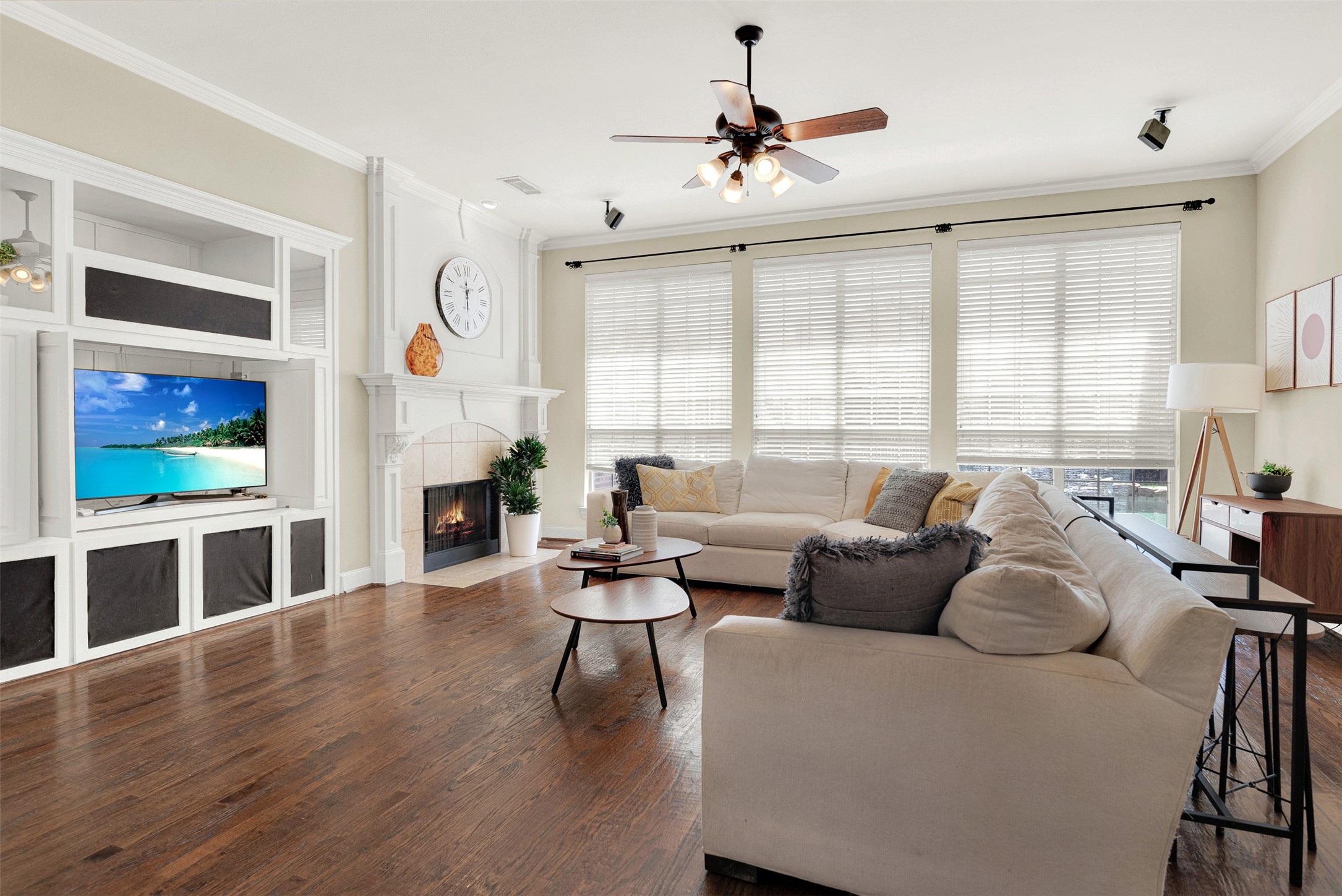 2608 Bitternut Drive Richardson TX 75082