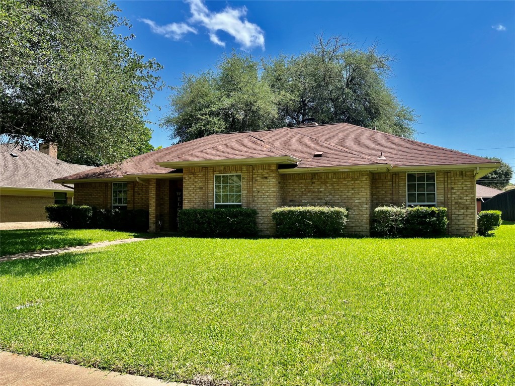 306 Cardinal Creek Drive Duncanville TX 75137
