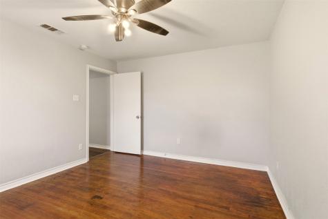 2115 Roanoke Avenue Dallas TX 75235