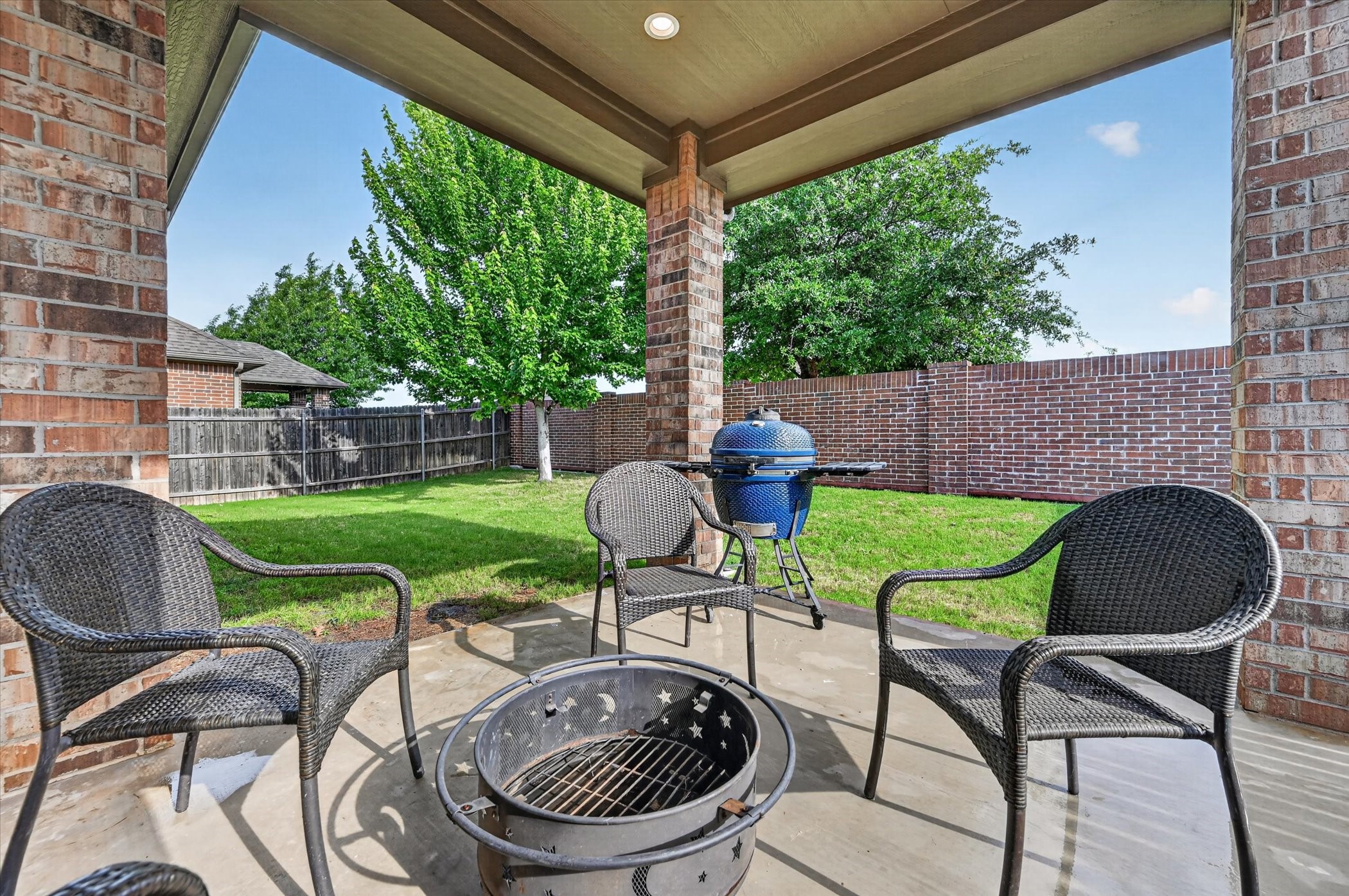2429 Flowing Springs Drive Fort Worth TX 76177