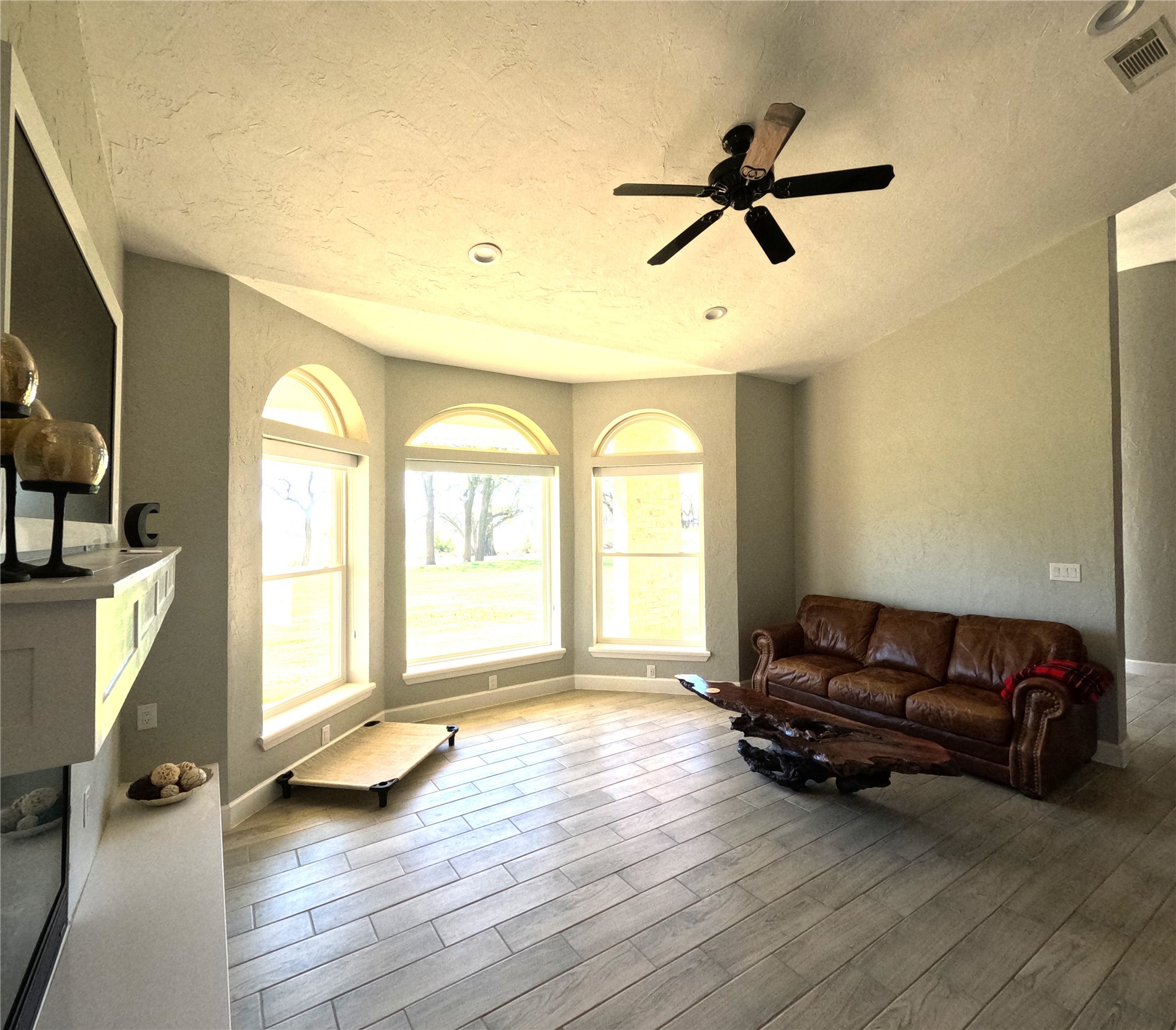 9805 Eldorado Drive Burleson TX 76028
