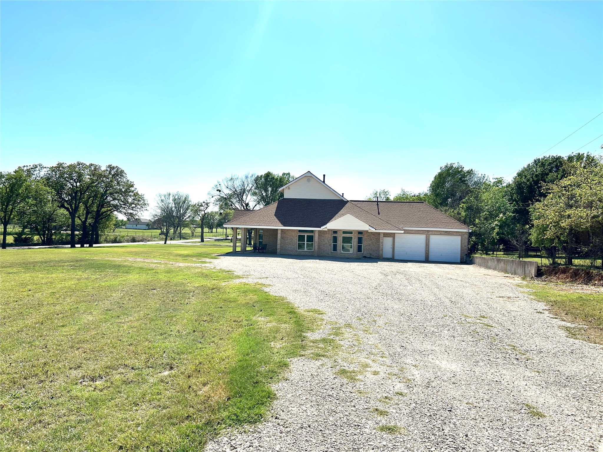 9805 Eldorado Drive Burleson TX 76028