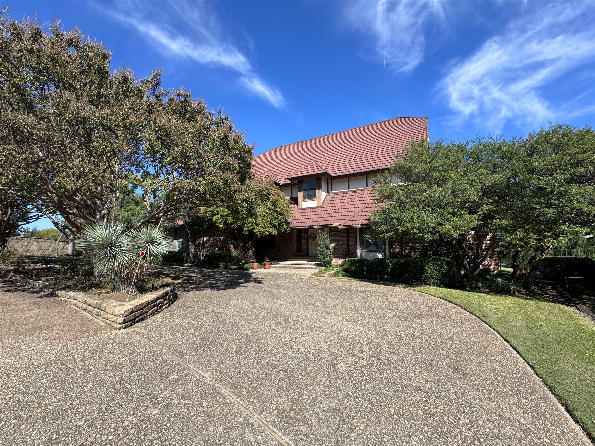 601 Guadalajara Circle Irving TX 75062