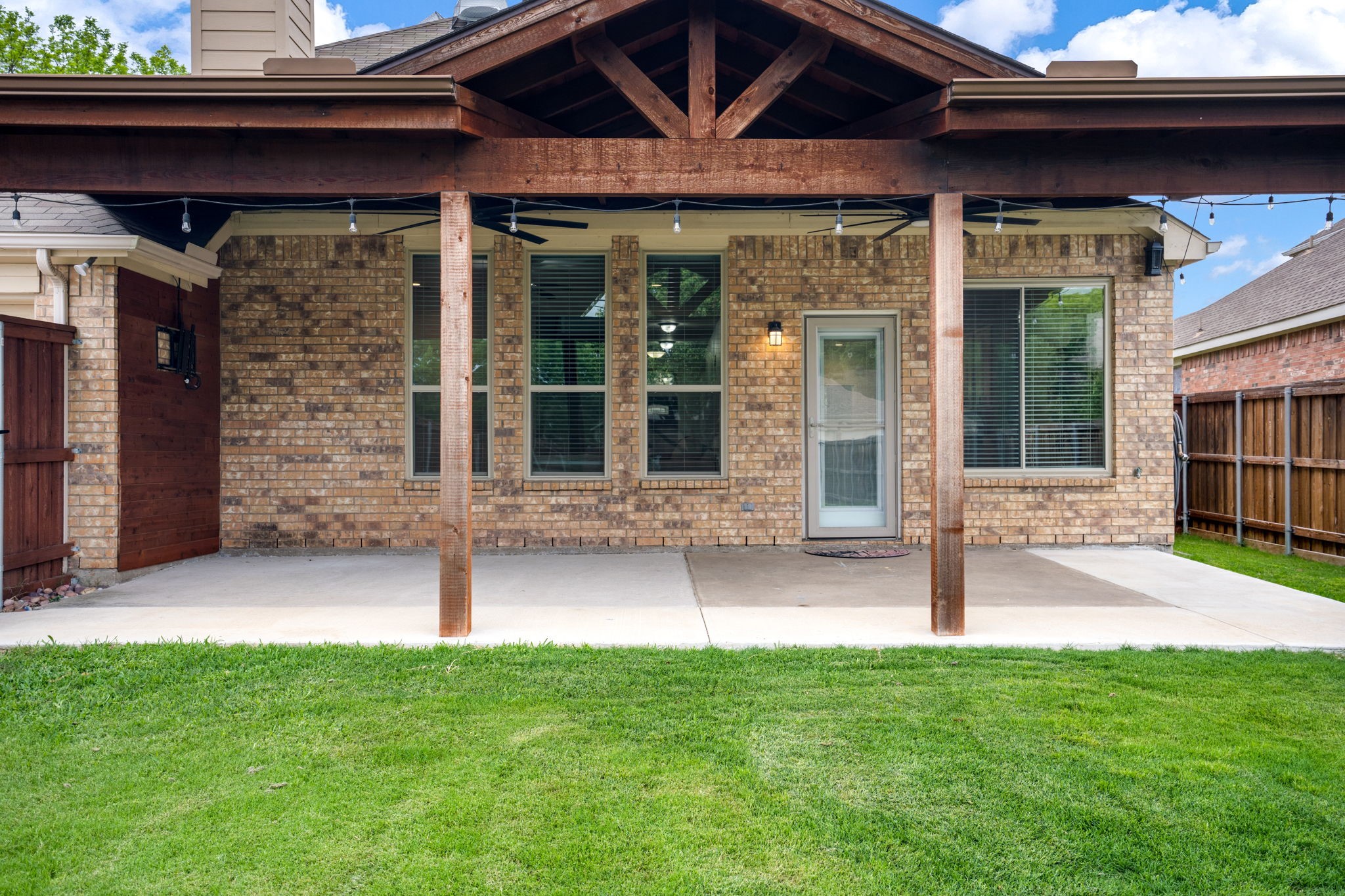 3421 Longneedle Lane Mckinney TX 75070