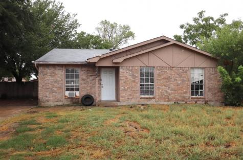 533 Curts Drive Grand Prairie TX 75052