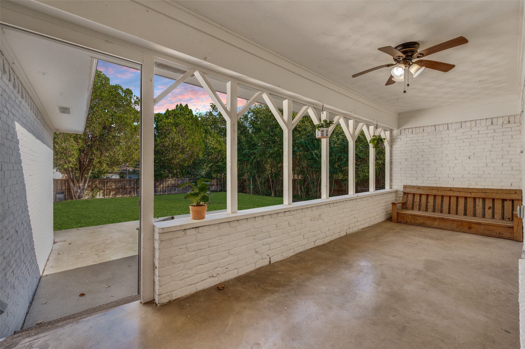 5414 Oak Trail Dallas TX 75232