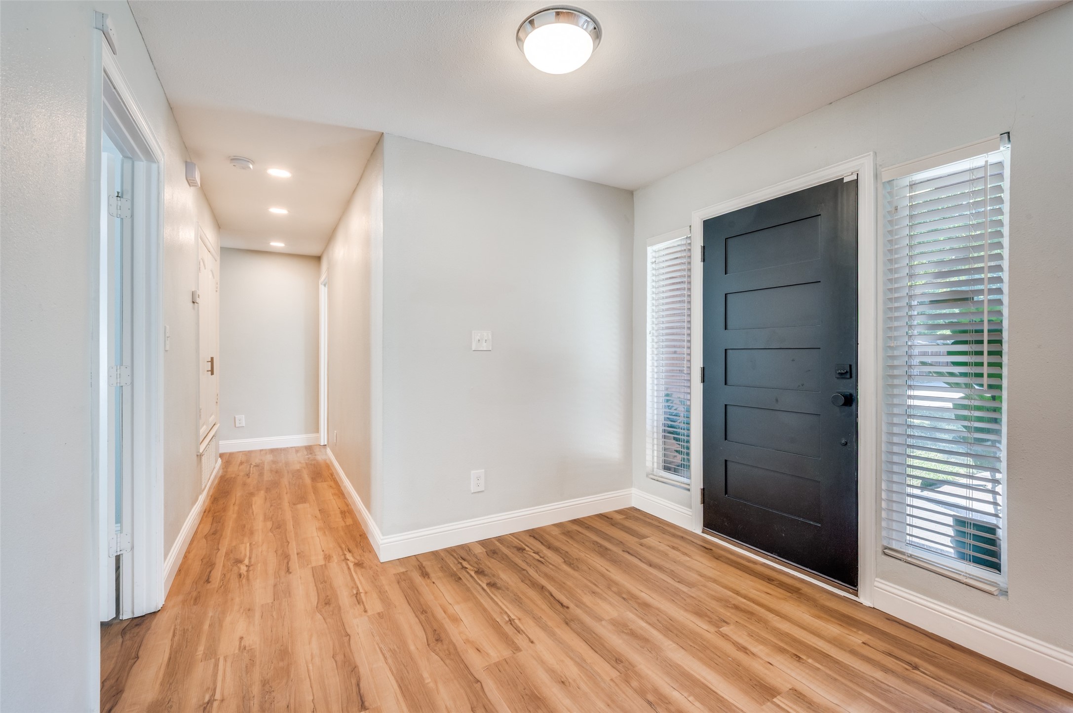 5414 Oak Trail Dallas TX 75232