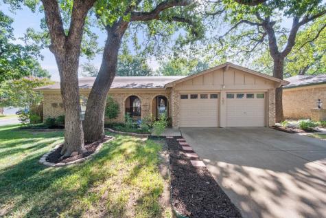 3900 Woodruff Court Arlington TX 76017
