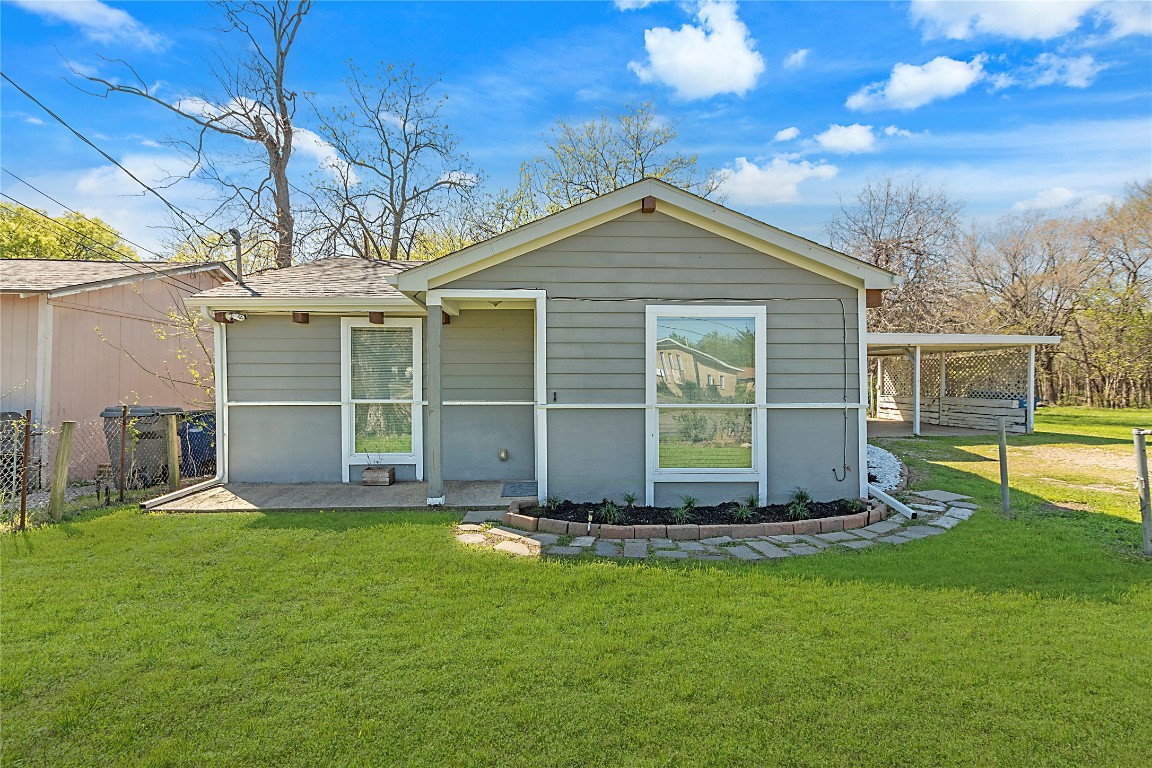 411 N Masters Drive Dallas TX 75217