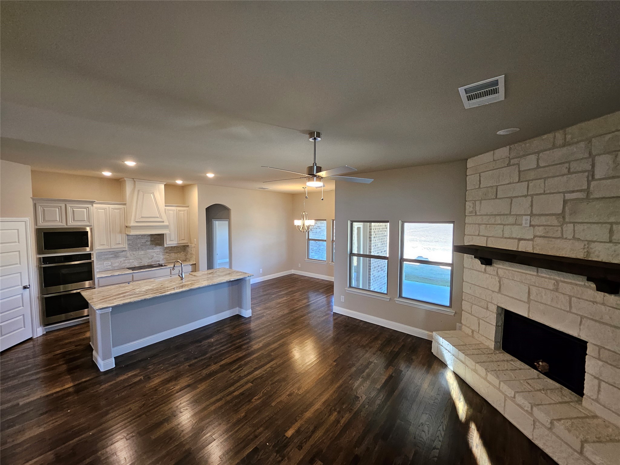 280 Redwood Circle Trenton TX 75490