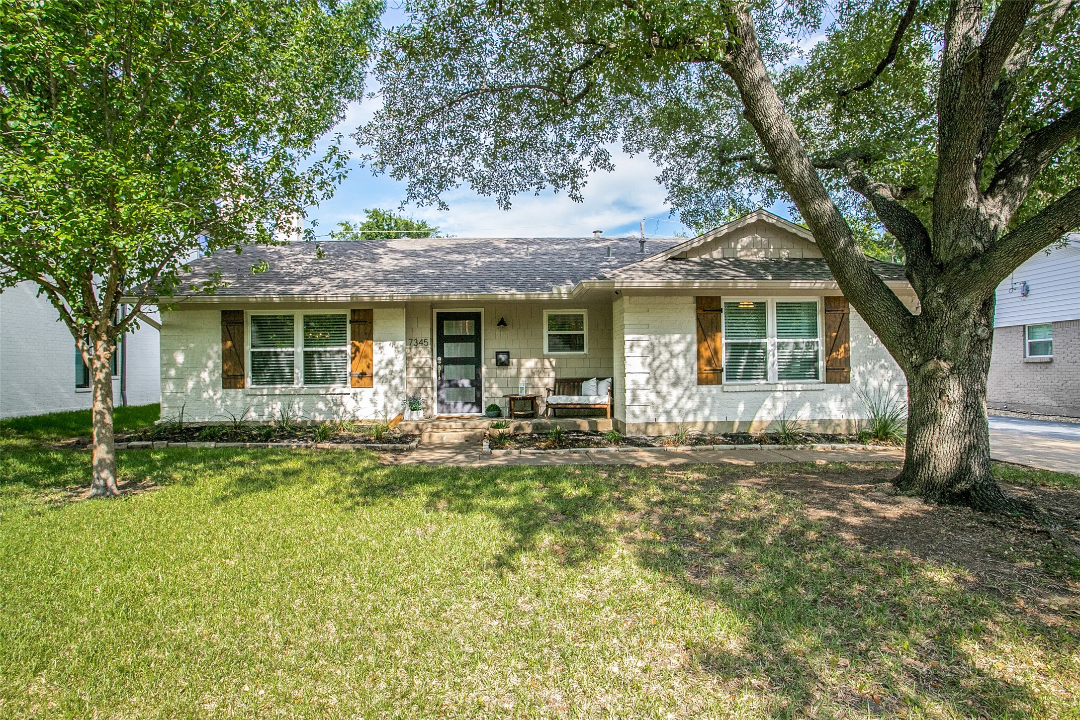 7345 Syracuse Drive Dallas TX 75214
