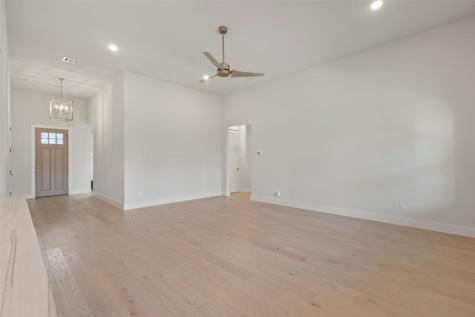 3905 Henley Lane Garland TX 75043