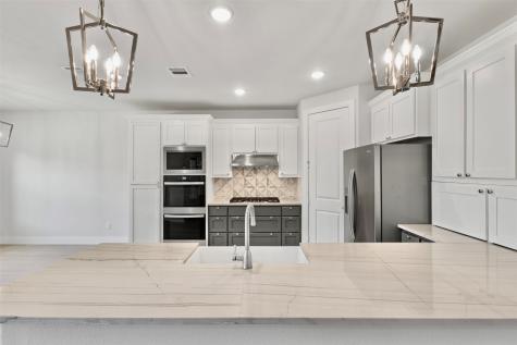 3905 Henley Lane Garland TX 75043